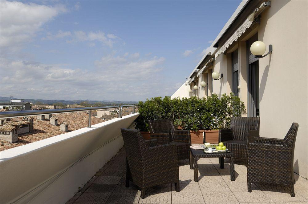 Hotel Masini Forlì Habitación foto